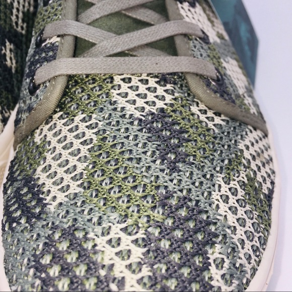 TOMS Trvl Lite Dusty Olive Camo High Top Sneakers - Picture 10 of 14